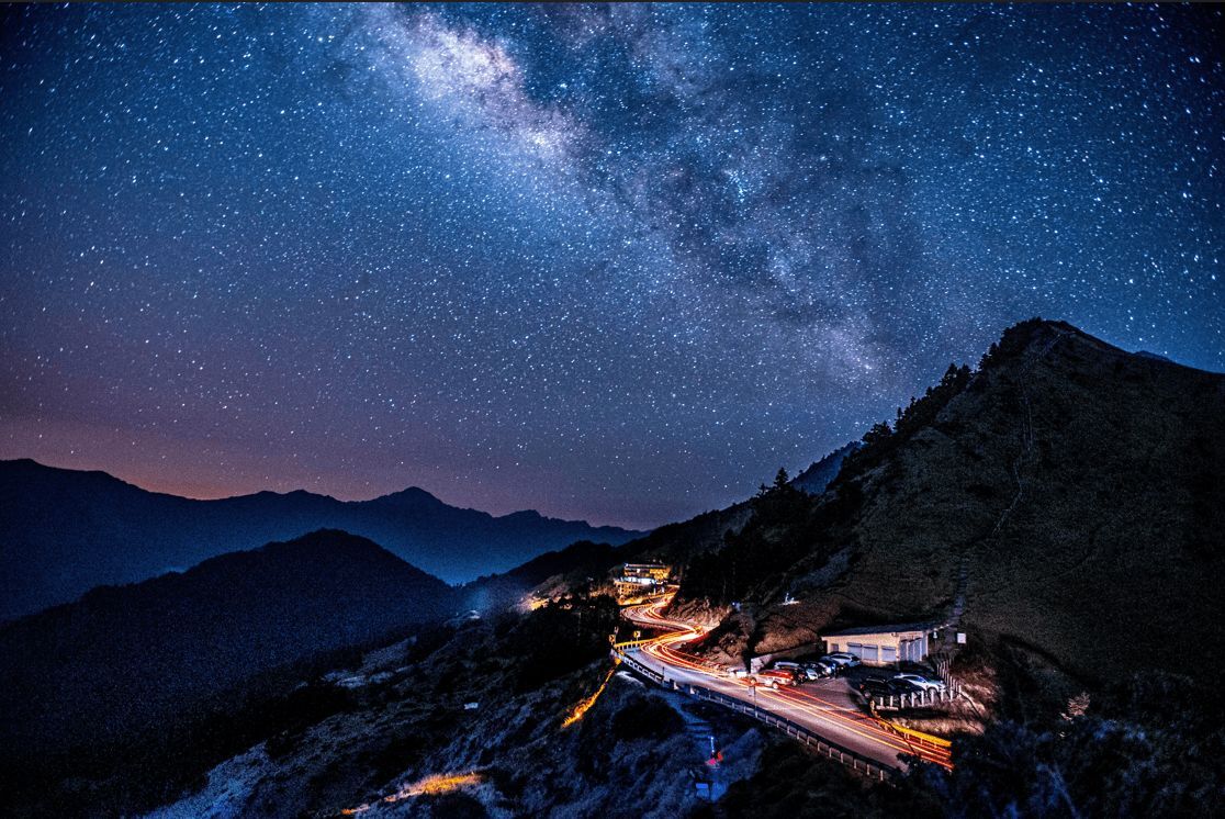 hehuan-dark-sky (1)