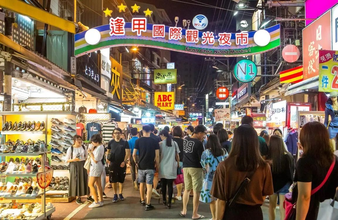 逢甲住宿 逢甲住宿怎麼選?夜市、美食、停車與親子入住全攻略